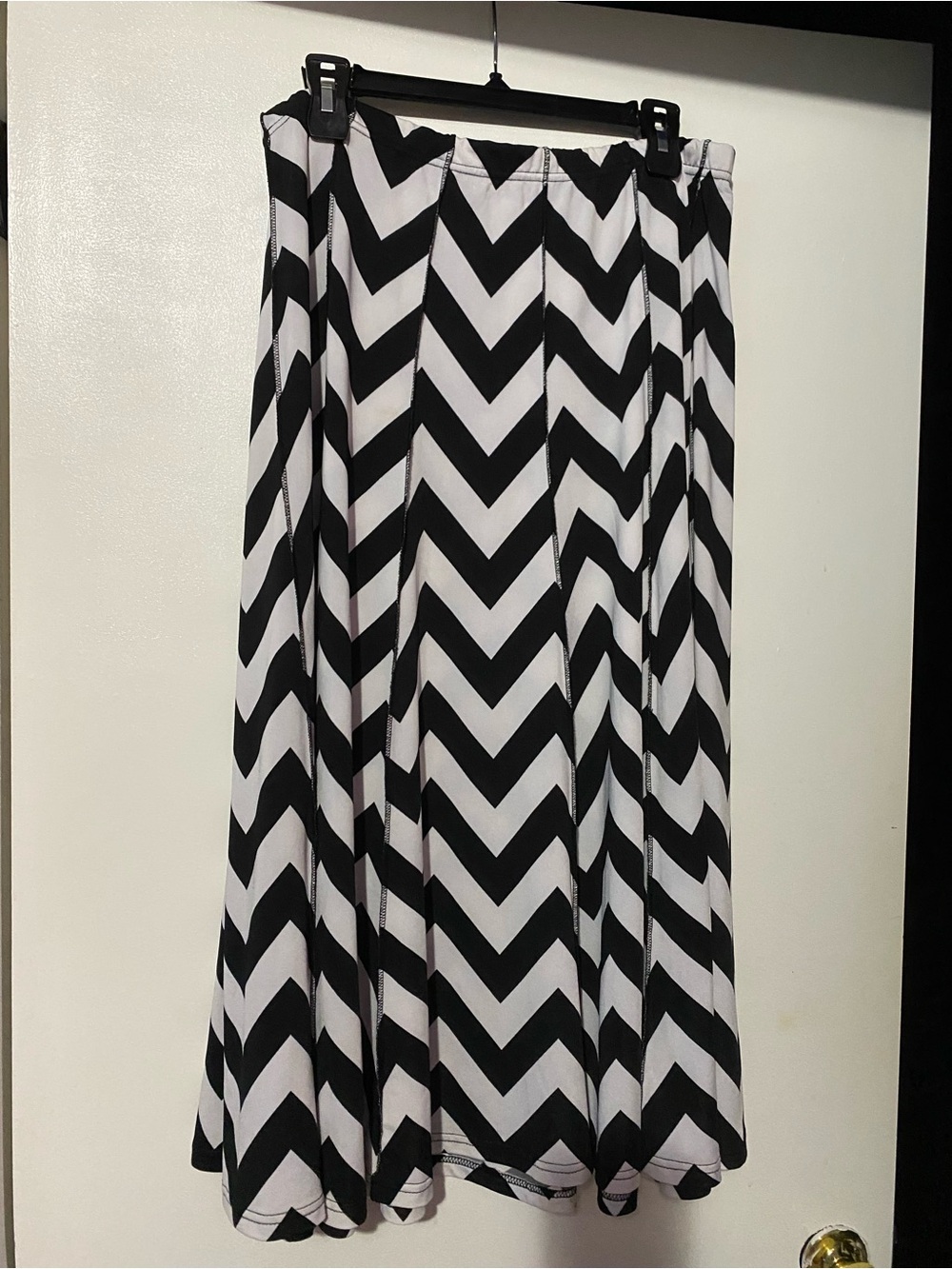 Women's Black and White Chevron A-Line Skirt 2X